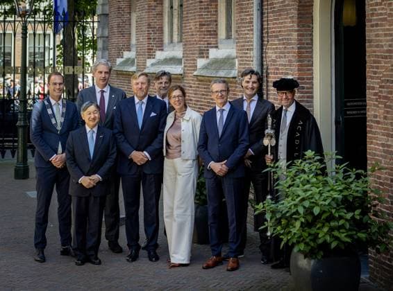 Leiden, The Netherlands, 2026-06-18 14:14:41 LEIDEN, 18-06-2026, Leiden University At the invitation of King Willem-Alexander and Queen Maxima, Emperor Naruhito of Japan is paying a state visit to the Netherlands. Emperor Naruhito is accompanied by Her Majesty Empress Masako. The state visit is a confirmation of the close and historic relationship between Japan and the Netherlands. The countries share 426 years of bilateral relations. PHOTO: NLBeeld POOL Albert Nieboer In the photo: Emperor Naruhito and King Willem-Alexander visit Leiden University. In the Academy Building, they visit a temporary exhibition of objects from various Leiden Japan collections, the Sweat Room where graduates sign their names, and the Senate Chamber. Credit:  Copyright: xx x