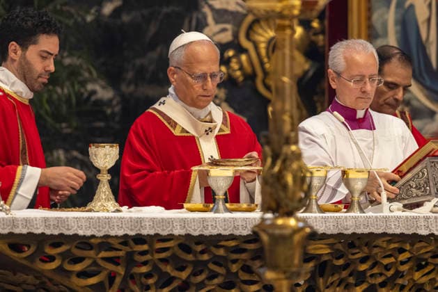 ITALY - POPE LEO XIV ATTENDS THE FUNERAL OF ITALIAN CARDINAL CAMILLO RUINI AT ST PETER S BASILICA IN THE VATICAN - 2026 6 18 Italy, Rome, Vatican, 2026 06 18 .Pope Leo XIV attends the funeral of Italian cardinal Camillo Ruini at St Peter s basilica in The Vatican EDITORIAL USE ONLY - NO BOOKS Copyright: xCLAUDIOxASQUINIx