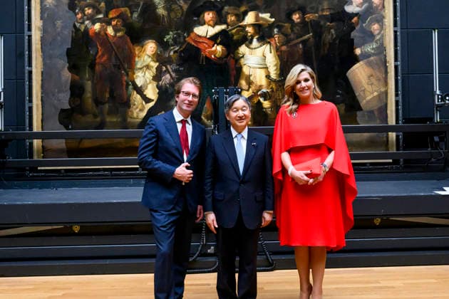 18-06-2026 Amsterdam Queen Maxima and Emperor Naruhito of Japan and Taco Dibbits watching the Nachtwacht (The Night Watch by Rembrandt van Rijn) while visiting the Rijksmuseum in Amsterdam on the 2nd day of the 3 day statevisit to the Netherlands. Â  Copyright: xPPEx