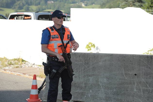 News Bilder des Tages Security tightened in Burgenstock ahead of US-Iran talks BURGENSTOCK, SWITZERLAND - JUNE 18: Security measures are put in place in the Swiss town of Burgenstock ahead of the first talks between the United States and Iran following the signing of a mutual agreement between the two sides on June 18, 2026. Mohamad Salaheldin Abdelghani Alsayed Anadolu Burgenstock Switzerland. Editorial use only. Please get in touch for any other usage.  Copyright: x2026xAnadoluxMohamadxSalaheldinxAbdelghanixAlsayedx