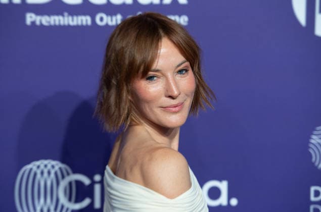 Jeannine MICHAELSEN, Moderatorin, Portraet, Porträt, Portrait, Angeschnittenes Einzelbild, Einzelmotiv, Roter Teppich, Red Carpet Show, Purple Carpet, Ankunft, arrival, bei den DUFTSTARS 2026 - Deutscher Parfumpreis Verleihung des deutschen Parfumpreises DUFTSTARS durch die Fragrance Foundation am 18.06.2026, Rheinterrassen, Duesseldorf. *** Jeannine MICHAELSEN, Host, Portrait, Cropped Single Image, Single Subject, Red Carpet, Red Carpet Show, Purple Carpet, Arrival, at the DUFTSTARS 2026 German Perfume Awards Ceremony for the DUFTSTARS German Perfume Awards hosted by the Fragrance Foundation on June 18, 2026, Rheinterrassen, Düsseldorf,detected_source_language