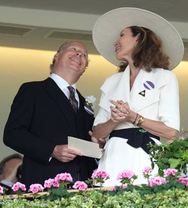 Royal Ascot Day Three David Linley and Isabelle de la Bruyere attend Day Three of Royal Ascot, at Ascot Racecourse, Ascot, Berkshire, UK, on the 18th June 2026. Picture by James Whatling Ascot Ascot Racecourse Berkshire United Kingdom  WHA-0829