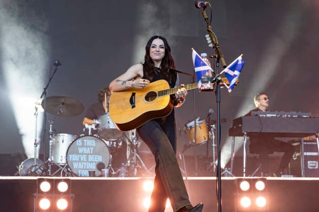 Amy Macdonald performs at Halifax Piece Hall Amy Macdonald performs at Piece Hall, Halifax, England, 18th June 2026, Credit:Mike Gray MIKE GRAY - B4227 Avalon  Copyright: xMikexGrayx xMIKExGRAYx-xB4227x xAvalonx 1111112739