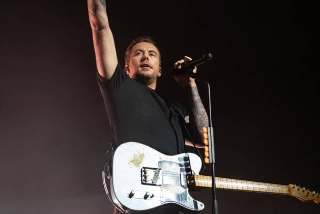 McFly play London s British Airways Arc, UK - 18 Jun 2026 Danny Jones seen performing live on stage with band McFly. McFly play London s newest entertainment venue British Airways Arc in Olympia. London United Kingdom Copyright: xBonniexBritainx xSOPAxImagesx FLY07059