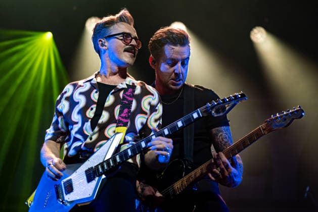 McFly play London s British Airways Arc, UK - 18 Jun 2026 L-R Tom Fletcher and Danny Jones seen performing Live on Stage at Mcfly concert. McFly play London s newest entertainment venue British Airways Arc in Olympia. London United Kingdom Copyright: xBonniexBritainx xSOPAxImagesx FLY07617