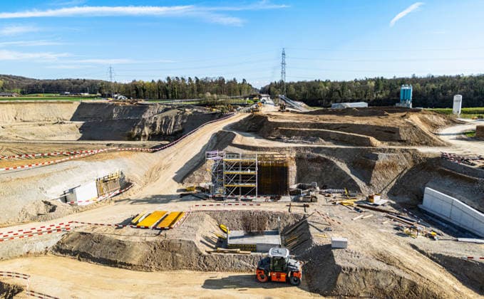 Drone footage of the major infrastructure construction site in G Glattfelden, Switzerland, 5th Apr 2025: Drone footage of the major construction site at the Chrüzstrasse roundabout. The expansion of Schaffhauserstrasse in the Zurich lowlands shows the current construction progress and the future traffic flow from above. *** Drone footage of the major infrastructure construction site in G Glattfelden, Switzerland, April 5, 2025. Drone footage of the major construction site at the Chrüzstrasse roundabout. The expansion of Schaffhauserstrasse in the Zurich lowlands shows the current construction progress and the future traffic flow from above.,detected_source_language Copyright: xAndreasxHaasx