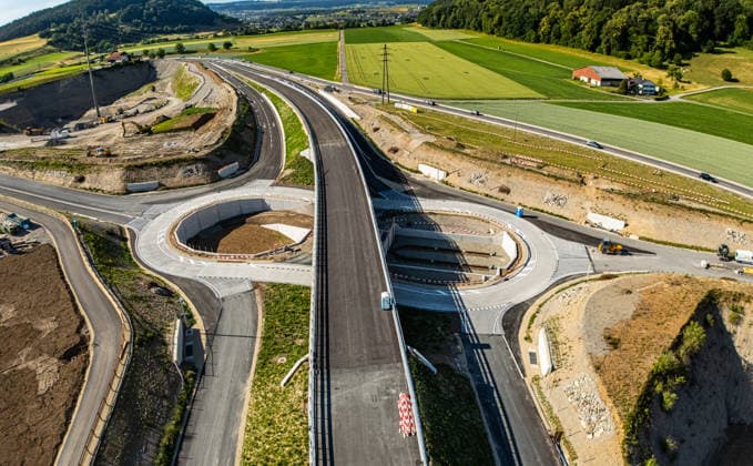 Drone footage of the major infrastructure construction site in G Glattfelden, Switzerland, 7th Jun 2025: Drone footage of the major construction site at the Chrüzstrasse roundabout. The expansion of Schaffhauserstrasse in the Zurich lowlands shows the current construction progress and the future traffic flow from above. *** Drone footage of the major infrastructure construction site in G Glattfelden, Switzerland, June 7, 2025. Drone footage of the major construction site at the Chrüzstrasse roundabout. The expansion of Schaffhauserstrasse in the Zurich lowlands shows the current construction progress and the future traffic flow from above.,detected_source_language Copyright: xAndreasxHaasx