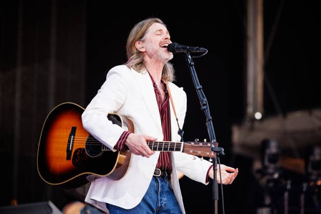 Espen Lind live at OverOslo 2026 Oslo, Norway. 18th, June 2026. The Norwegian singer and songwriter Espen Lund performs a live concert during the Norwegian music festival OverOslo 2026 in Oslo. Norway, Oslo  Copyright: xGonzalesxPhoto KetilxMartinsenx