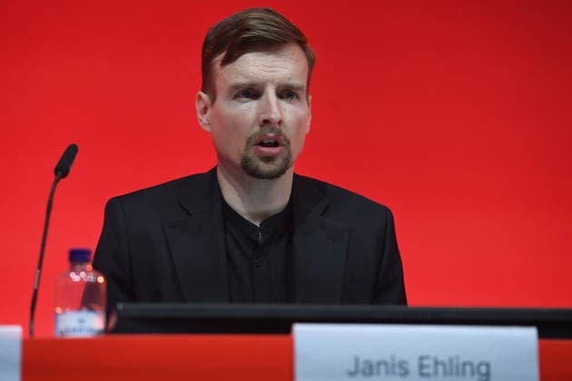10. Bundesparteitag der Partei Die Linke am 19.06.2026 in der Metropolis Halle in Potsdam Janis Ehling ( Bundesgeschäftsführer Die Linke ) *** 10th National Party Convention of Die Linke on June 19, 2026, at the Metropolis Halle in Potsdam Janis Ehling, National Executive Director of Die Linke,detected_source_language xRx