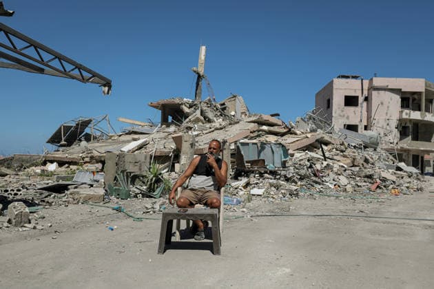 June 19, 2026, Qlalieh, Qlaileh, Lebanon: Ali Amer sits in front wreckage of a house in the devastated southern Lebanese southern village of Qlaileh. Ali is one of few people that stayed in the hamlet after resident who returned early this week again fled the south to safer areas following overnight Israeli heavy air strikes that left 18 people killed, the country s health ministry has said - while the Israeli military says four of its soldiers were also killed. The heavy attacks come a day after the US and Iran signed a deal aimed at ending the conflict in the Middle East, including a permanent cessation of hostilities in Lebanon. Qlalieh Lebanon - ZUMAn313 20260619_zip_n313_016 Copyright: xMarwanxNaamanix