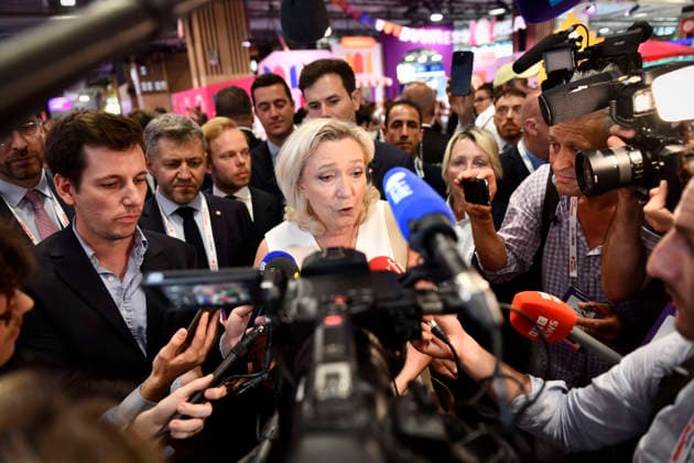 News Bilder des Tages Marine Le Pen at VivaTech Marine Le Pen, a fait le dÃ placement Ã VivaTech, le salon de l innovation et des start-ups, qui se tient Ã Paris Expo Porte de Versailles, Ã Paris, le 19 juin 2026. The chair of the RN parliamentary group, Marine Le Pen, visited VivaTech, the innovation and start-up fair, which is being held at Paris Expo Porte de Versailles, in Paris, the 19 june 2026.  Copyright: xNicolasxBouquetx