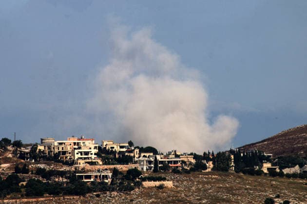June 19, 2026, Shoukin, Shoukin, Lebanon: Smoke billows from an Israeli air strike in the southern Lebanese village of Sojoud. Israeli heavy air strikes that left 47 people killed, the country s health ministry has said - while the Israeli military says four of its soldiers were also killed. Scores of Lebanese who returned to their villages early this week again fled the south to safer areas. The heavy attacks come a day after the US and Iran signed a deal aimed at ending the conflict in the Middle East, including a permanent cessation of hostilities in Lebanon. Shoukin Lebanon  - ZUMAn313 20260619_zip_n313_017 Copyright: xMarwanxNaamanix