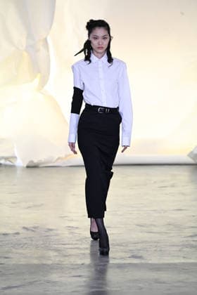 IPA85857185 - Milan, Milan Men™s Fashion Week Spring Summer 2027 - Men™s Fashion, Spring Summer 2027 - Martin Qad fashion show - pictured on the runway: Model  Copyright: xSimonaxChiocciax xSimonaxChiocciax 85857185