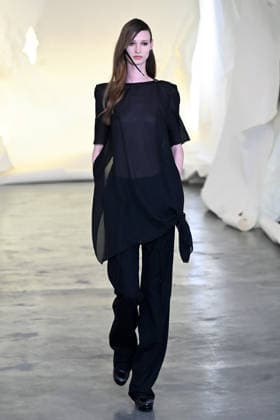 IPA85857188 - Milan, Milan Men™s Fashion Week Spring Summer 2027 - Men™s Fashion, Spring Summer 2027 - Martin Qad fashion show - pictured on the runway: Model  Copyright: xSimonaxChiocciax xSimonaxChiocciax 85857188