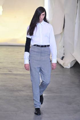 IPA85857180 - Milan, Milan Men™s Fashion Week Spring Summer 2027 - Men™s Fashion, Spring Summer 2027 - Martin Qad fashion show - pictured on the runway: Model  Copyright: xSimonaxChiocciax xSimonaxChiocciax 85857180