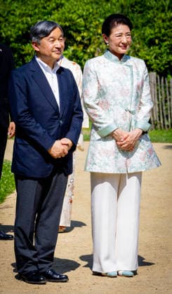 19-06-2026 Amsterdam Emperor Naruhito of Japan and Empress Masako planting a cherry tree in the Blossom Park in the Amsterdam Forest on the 3rd and last day of the 3 day statevisit to the Netherlands. Â  Copyright: xPPEx