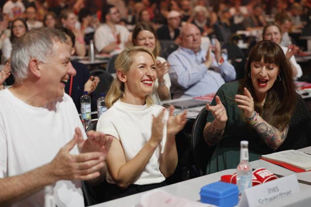 Jan van Aken, Ines Schwerdtner, Heidi Reichinnek; 10. Bundesparteitag der Partei Die Linke, am 19.06.2026 in Potsdam, (Metropolhalle), Deutschland *** Jan van Aken, Ines Schwerdtner, Heidi Reichinnek 10th National Party Convention of Die Linke, June 19, 2026, in Potsdam, Metropolhalle, Germany,detected_source_language