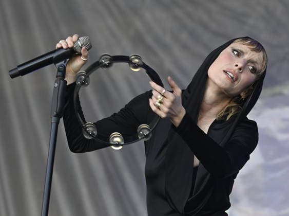 Entertainment Bilder des Tages Swedish singer Likke Li performs during the music festival Metronome Prague, on June 19, 2026, in Prague, Czech Republic. (CTKxPhoto MichalxKrumphanzl) CTKPhotoP2026061908139  CTKPhotoP2026061908139