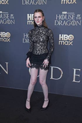 Lucy Hellenbrecht bei der Premiere von HOUSE OF THE DRAGON Staffel 3 im Kino International in Berlin am 19.06.2026 *** Lucy Hellenbrecht at the premiere of House of the Dragon Season 3 at the Kino International in Berlin on June 19, 2026 ,detected_source_language