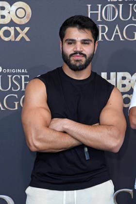 Mohammad Eliraqui bei der Premiere von HOUSE OF THE DRAGON Staffel 3 im Kino International in Berlin am 19.06.2026 *** Mohammad Eliraqui at the premiere of House of the Dragon Season 3 at the Kino International in Berlin on June 19, 2026 ,detected_source_language