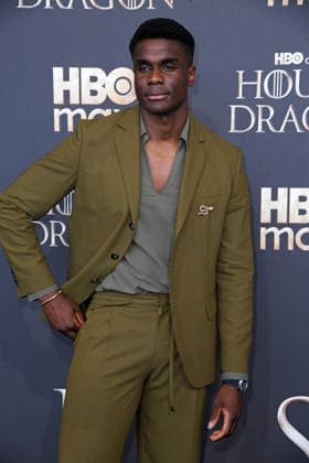 Clinton Liberty bei der Premiere von HOUSE OF THE DRAGON Staffel 3 im Kino International in Berlin am 19.06.2026 *** Clinton Liberty at the premiere of House of the Dragon Season 3 at the Kino International in Berlin on June 19, 2026 ,detected_source_language