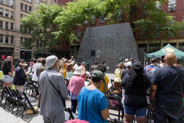 June 19, 2026, New York, New York, USA: A Juneteenth National Independence Day celebration at the African Burial Ground National Monument in Lower Manhattan includes music and dance performances and speakers. The African Burial Ground is the oldest and largest known excavated burial site in North America for both free and enslaved Africans. New York USA - ZUMAr174 20260619_znp_r174_004 Copyright: xGinaxMxRandazzox