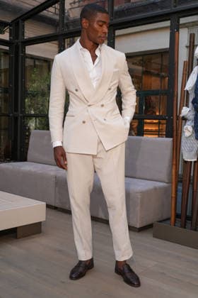 IPA85866339 - Milan, Milan Men™s Fashion Week Spring Summer 2027 - Men™s Fashion, Spring Summer 2027 - Brunello Cuccinelli™s presentation - pictured: Model  Copyright: xRiccardoxGIordanox xRiccardoxGiordanox 85866339