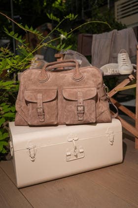 IPA85866350 - Milan, Milan Men™s Fashion Week Spring Summer 2027 - Men™s Fashion, Spring Summer 2027 - Brunello Cuccinelli™s collection - pictured: bag  Copyright: xRiccardoxGIordanox xRiccardoxGiordanox 85866350