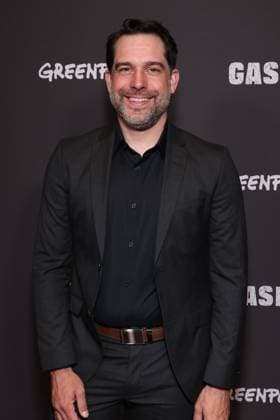 Santa Monica CA June 19: Josh Gibson at the Los Angeles premiere of Gaslit on June 19, 2026. Credit: USA - ZUMAa123 20260619_zaa_a123_106 Copyright: xAdMediax