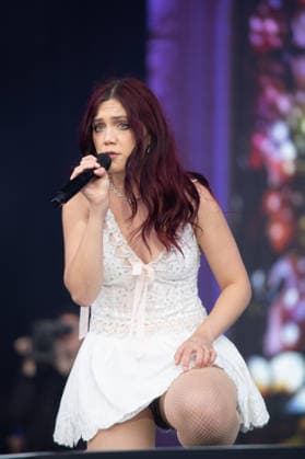 IPA85870100 - England, Isle of Wight Festival - Friday - Alessi Rose  Copyright: xCRISTINAxMASSEIx xx 85870100