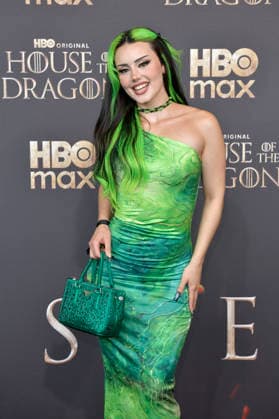 Dilara Findikoglu bei der Premiere der 3. Staffel der Sky Now Serie House of the Dragon im Kino International. Berlin, 19.06.2026 *** Dilara Findikoglu at the premiere of Season 3 of the Sky Now series House of the Dragon at Kino International in Berlin, June 19, 2026,detected_source_language Foto:xM.xBehrensx xFuturexImagex dragon_berlin_6613