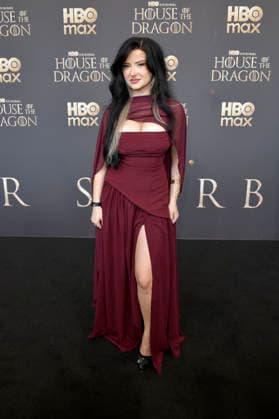 Jess Hegel bei der Premiere der 3. Staffel der Sky Now Serie House of the Dragon im Kino International. Berlin, 19.06.2026 *** Jess Hegel at the premiere of Season 3 of the Sky Now series House of the Dragon at Kino International in Berlin, June 19, 2026,detected_source_language Foto:xM.xBehrensx xFuturexImagex dragon_berlin_6643
