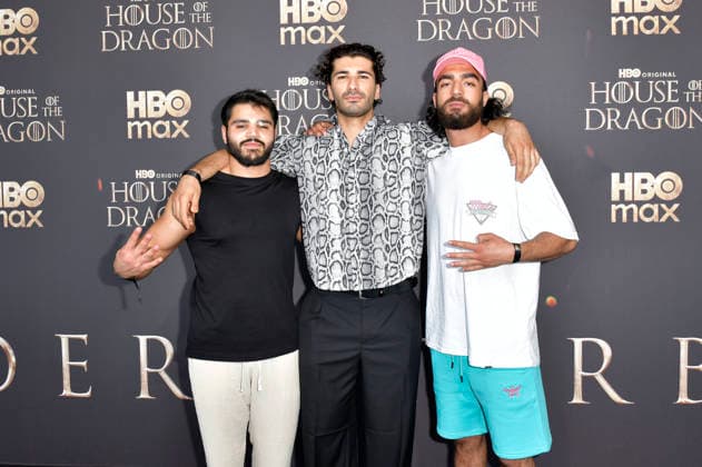 Mohammad Eliraqui, Mohamed Kanj Khamis und Soufiane El Mesaudi bei der Premiere der 3. Staffel der Sky Now Serie House of the Dragon im Kino International. Berlin, 19.06.2026 *** Mohammad Eliraqui, Mohamed Kanj Khamis, and Soufiane El Mesaudi at the premiere of Season 3 of the Sky Now series House of the Dragon at Kino International in Berlin, June 19, 2026,detected_source_language Foto:xM.xBehrensx xFuturexImagex dragon_berlin_6650
