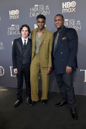 Harry Collett, Clinton Liberty und Abubakar Salim bei der Premiere der 3. Staffel der Sky Now Serie House of the Dragon im Kino International. Berlin, 19.06.2026 *** Harry Collett, Clinton Liberty, and Abubakar Salim at the premiere of Season 3 of the Sky Now series House of the Dragon at Kino International in Berlin, June 19, 2026,detected_source_language Foto:xM.xBehrensx xFuturexImagex dragon_berlin_6665