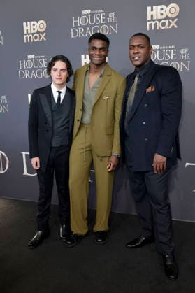 Harry Collett, Clinton Liberty und Abubakar Salim bei der Premiere der 3. Staffel der Sky Now Serie House of the Dragon im Kino International. Berlin, 19.06.2026 *** Harry Collett, Clinton Liberty, and Abubakar Salim at the premiere of Season 3 of the Sky Now series House of the Dragon at Kino International in Berlin, June 19, 2026,detected_source_language Foto:xM.xBehrensx xFuturexImagex dragon_berlin_6667