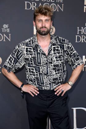 Dominik Stuckmann bei der Premiere der 3. Staffel der Sky Now Serie House of the Dragon im Kino International. Berlin, 19.06.2026 *** Dominik Stuckmann at the premiere of Season 3 of the Sky Now series House of the Dragon at Kino International in Berlin, June 19, 2026,detected_source_language Foto:xN.xKubelkax xFuturexImagex dragon_berlin_6704