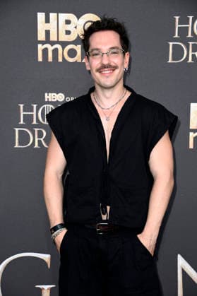 Nico Stank bei der Premiere der 3. Staffel der Sky Now Serie House of the Dragon im Kino International. Berlin, 19.06.2026 *** Nico Stank at the premiere of Season 3 of the Sky Now series House of the Dragon at Kino International in Berlin, June 19, 2026,detected_source_language Foto:xN.xKubelkax xFuturexImagex dragon_berlin_6720