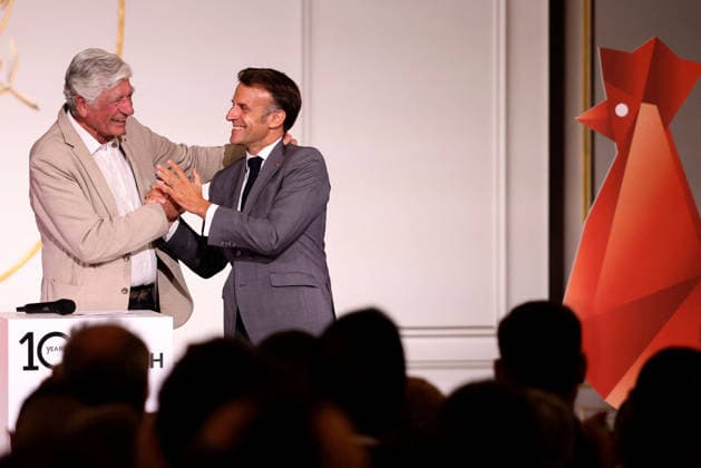 French President Emmanuel Macron listens as Maurice Levy, co-founder of VivaTech, welcomes several hundred French, European, and international members of the technology community to celebrate the tenth anniversary of the VivaTech technology innovation fair at the Élysée Palace in Paris on June 19, 2026. Stéphane Lemouton, Pool Bestimage, Paris, France,detected_source_language  Copyright: xStÃ phanexLemoutonx xPoolx xBestimagexStÃ phanexLemoutonx xPoolx xBestimagex