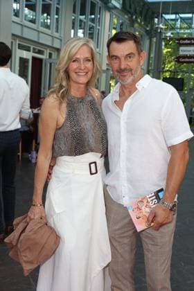 Bianca Karsten and Sven Vogt at the premiere of the comedy Höchste Zeit, Comedy at the Winterhuder Fährhaus. This musical comedy, featuring hits from the ’70s through the ’90s, follows four women going through menopause who, on the eve of a wedding, grapple with the big questions about love, marriage, and the perfect partner, Hamburg, June 19, 2026,detected_source_language