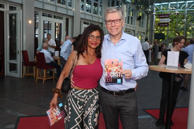 Neide Püllen and Thorsten Laussch at the premiere of the comedy Höchste Zeit, Winterhuder Fährhaus Comedy. This musical comedy, featuring hits from the ’70s through the ’90s, follows four women going through menopause who, on the eve of a wedding, grapple with the big questions about love, marriage, and the perfect partner, Hamburg, June 19, 2026,detected_source_language