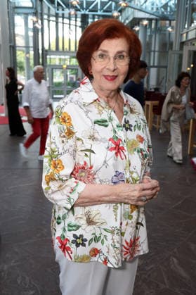 Heidrun von Goessel at the premiere of the comedy Höchste Zeit, Comedy at the Winterhuder Fährhaus. This musical comedy, featuring hits from the ’70s through the ’90s, follows four women going through menopause who, on the eve of a wedding, grapple with the big questions about love, marriage, and the perfect partner, Hamburg, June 19, 2026,detected_source_language