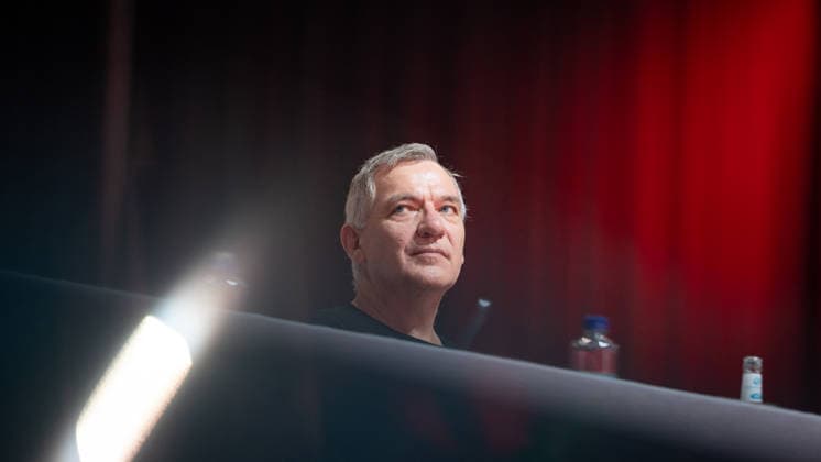Jan van Aken, Parteivorsitzender, ausscheidender Parteivorsitzender;Bundesparteitag Die Linke in Potsdam - Potsdamer Parteitag 2026, Potsdam Brandenburg Deutschland Metropolis-Halle *** Jan van Aken, Party Chair, outgoing Party Chair, The Left Federal Party Convention in Potsdam, 2026 Potsdam Party Convention, Potsdam, Brandenburg, Germany, Metropolis Halle,detected_source_language