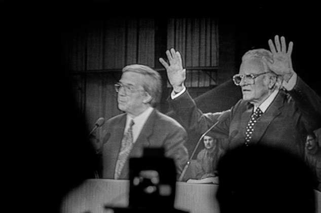 Billy Graham Deutschland, Berlin, 17.03.1993, Billy Graham life über Satellit in der Hoffnungsgemeinde an der Elsa-Brandström-Straße, Â *** Billy Graham Germany, Berlin, March 17, 1993, Billy Graham live via satellite at the Hoffnungsgemeinde on Elsa Brandström Street, Â,detected_source_language