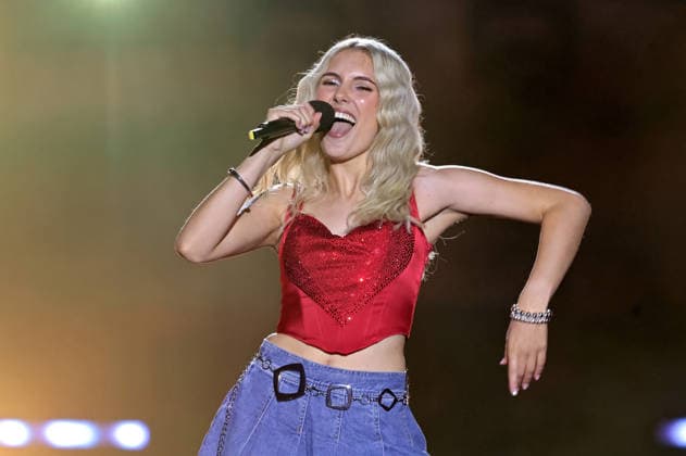 ORF Wenn die Musi spielt . Sängerin Lisa Miko ( Lisa Mikolaschek ) während der Generalprobe zum Musik Open Air Wenn die Musi spielt am 19.06.2026 in Bad Kleinkirchheim. 20260619SBK0250 *** ORF Wenn die Musi spielt singer Lisa Miko (Lisa Mikolaschek) during the dress rehearsal for the Wenn die Musi spielt open-air music festival on June 19, 2026, in Bad Kleinkirchheim 20260619SBK0250,detected_source_language