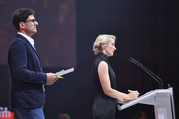 Potsdam, Brandenburg, Deutschland, 20.06.2026: Metropolis-Halle: Bundesparteitag der Linkspartei: Luigi Pantisano und Ines Schwerdtner *** Potsdam, Brandenburg, Germany, June 20, 2026, Metropolis Halle, Federal Party Convention of The Left Party, Luigi Pantisano and Ines Schwerdtner,detected_source_language Copyright: xdtsxNachrichtenagenturx dts_124183