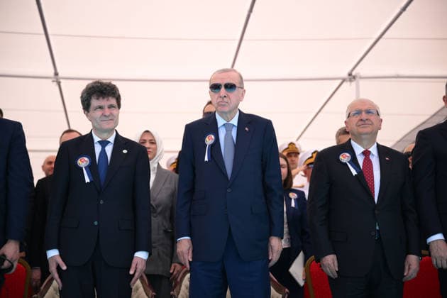 Turkish President Recep Tayyip Erdogan ISTANBUL, TURKIYE - JUNE 20: Turkish President Recep Tayyip Erdogan and the Romanian President Nicusor Dan attend the Ceremony for Delivery of Cam. Roman Offshore Patrol Vessel to Romanian Naval Forces, and for Commissioning and Flag-Raising of Turkish Naval Forces’ Platforms at Istanbul Shipyard Command in Istanbul, Turkiye on June 20, 2026. Arif Hudaverdi Yaman Anadolu Istanbul Turkey. Editorial use only. Please get in touch for any other usage.  Copyright: x2026xAnadoluxArifxHudaverdixYamanx