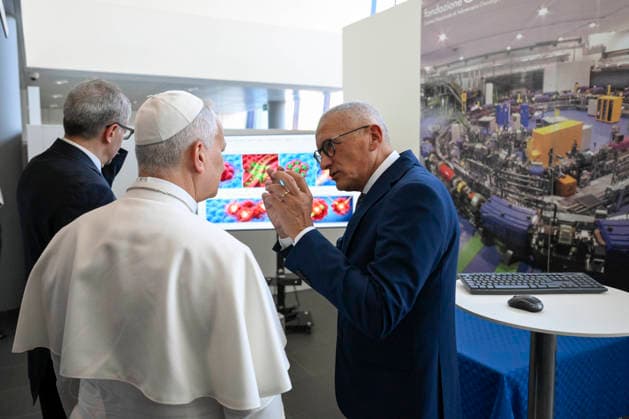 ITALY - POPE LEO XIV ARRIVES FOR A PASTORAL VISIT IN PAVIA - 2026 6 20 Italy, Pavia, Vatican, 2026 06 20 Pope Leo XIV Visit to the National Center for Oncological Hadron Therapy during a pastoral visit in Pavia EDITORIAL USE ONLY - NO BOOKS Copyright: xVATICANxMEDIAx
