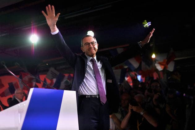 Bruno Retailleau Meeting Paris Les Republicains LR right wing party president and candidate for the 2027 presidential election Bruno Retailleau arrives for his political rally to launch his presidential campaign at the Parc Floral de Paris at the Vincennes woods, eastern Paris, on June 20, 2026. Retailleau will attempt during his first major meeting in Paris to broaden his conservative base, which is stagnating at 9% in the polls, and to give an image of unity, despite dissenting voices and leading figures who are currently giving him the benefit of the doubt. Photo by Franck Castel ABACAPRESS.COM Paris Ile de France France  Copyright: xCastelxFranck ABACAx