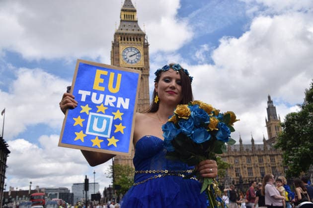 June 20, 2026, London, England, United Kingdom: Writer and activist MADELEINA KAY takes part in the National Rejoin March, calling on the UK government to rejoin the European Union. London United Kingdom  - ZUMAv130 20260620_zip_v130_024 Copyright: xVukxValcicx