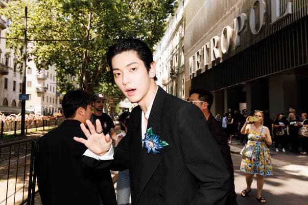 News - Dolce&Gabbana Spring 2027 Men s Collections Show - Celebrities MILAN, ITALY - JUNE 20, 2026: Soobin of Tomorrow X Together leaves the Dolce&amp;Gabbana Men s Spring Summer 2027 collection runway show during the Milan Fashion Week Menswear in Milan, Italy. Photo: Cinzia Camela. Milan Metropol Italy Copyright: xCinziaxCamelax xLiveMediax LPN_2529197